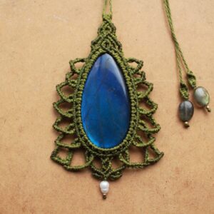 Collana Lotus Labradorite Deep Blue e perla