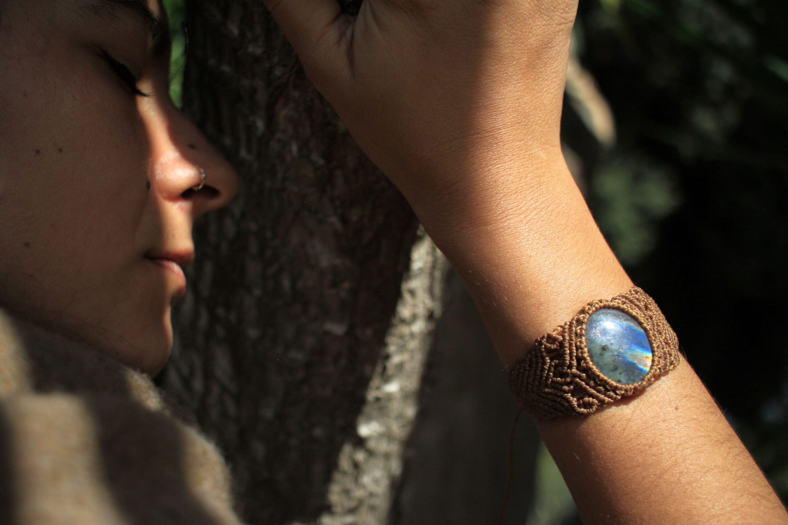 Bracciale Aru con Labradorite Blu - immagine 2